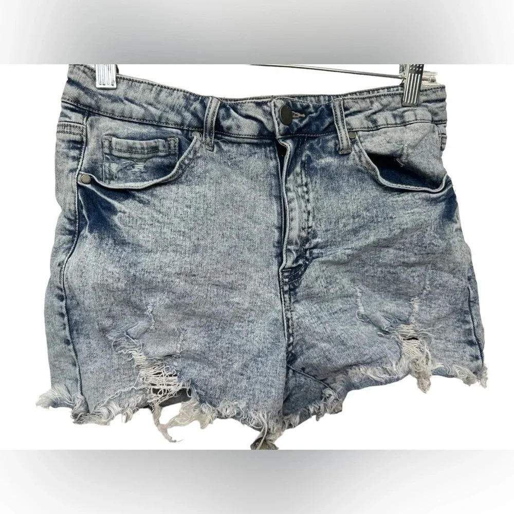 Black Label by C' Est Toi distressed denim shorts